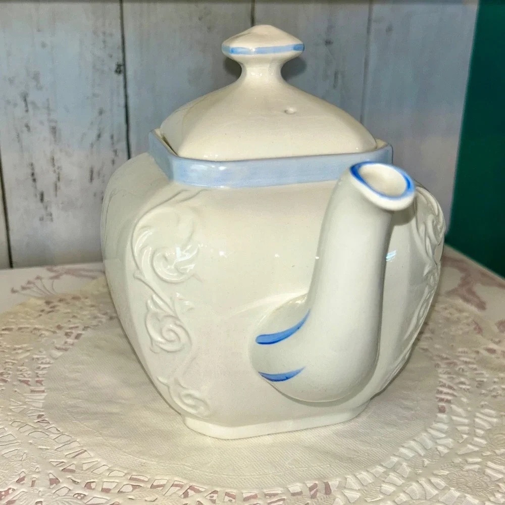 Vtg Ellgreave Ceramic‎ Teapot Hand Painted Butterfly Floral Blue  Cottagecore